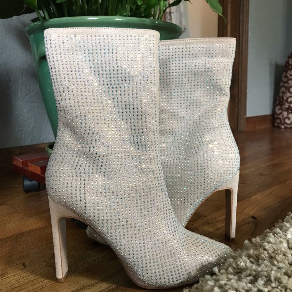 ✨HOST PICK🍸✨Simmi London Stiletto Boots✨🏷✨